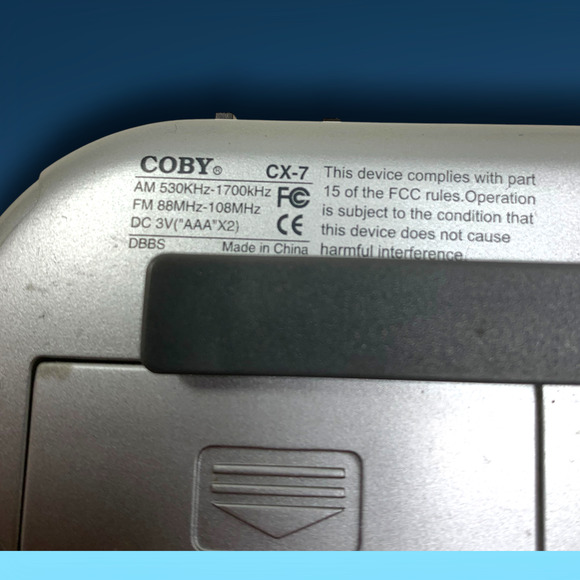 Coby CX-7 AM/FM Portable Lanyard Radio Dynamic Bass Boost System+ Earbuds - Picture 5 of 5